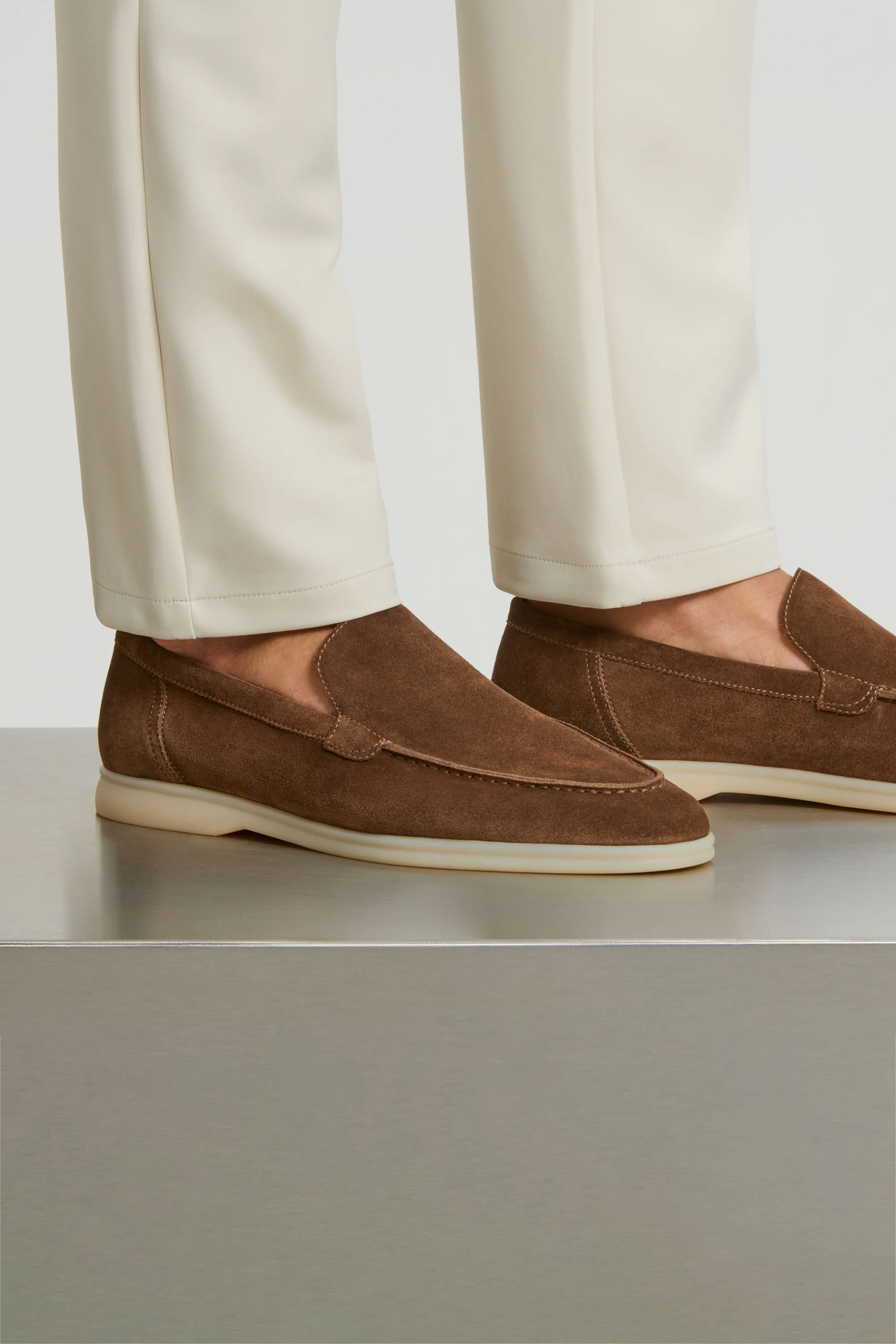 THE CLASSIC SUEDE LOAFER - Image 11