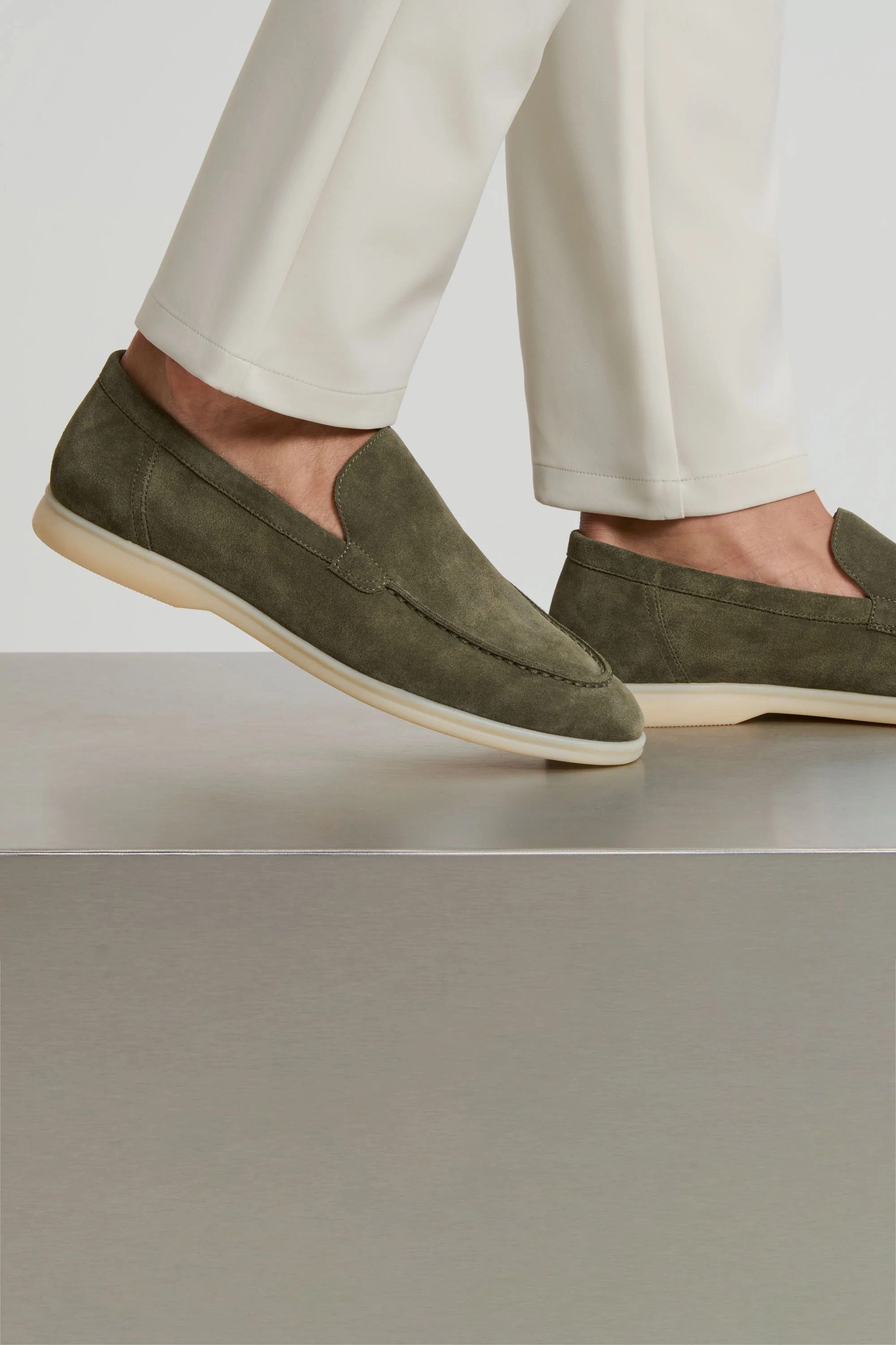THE CLASSIC SUEDE LOAFER - Image 28