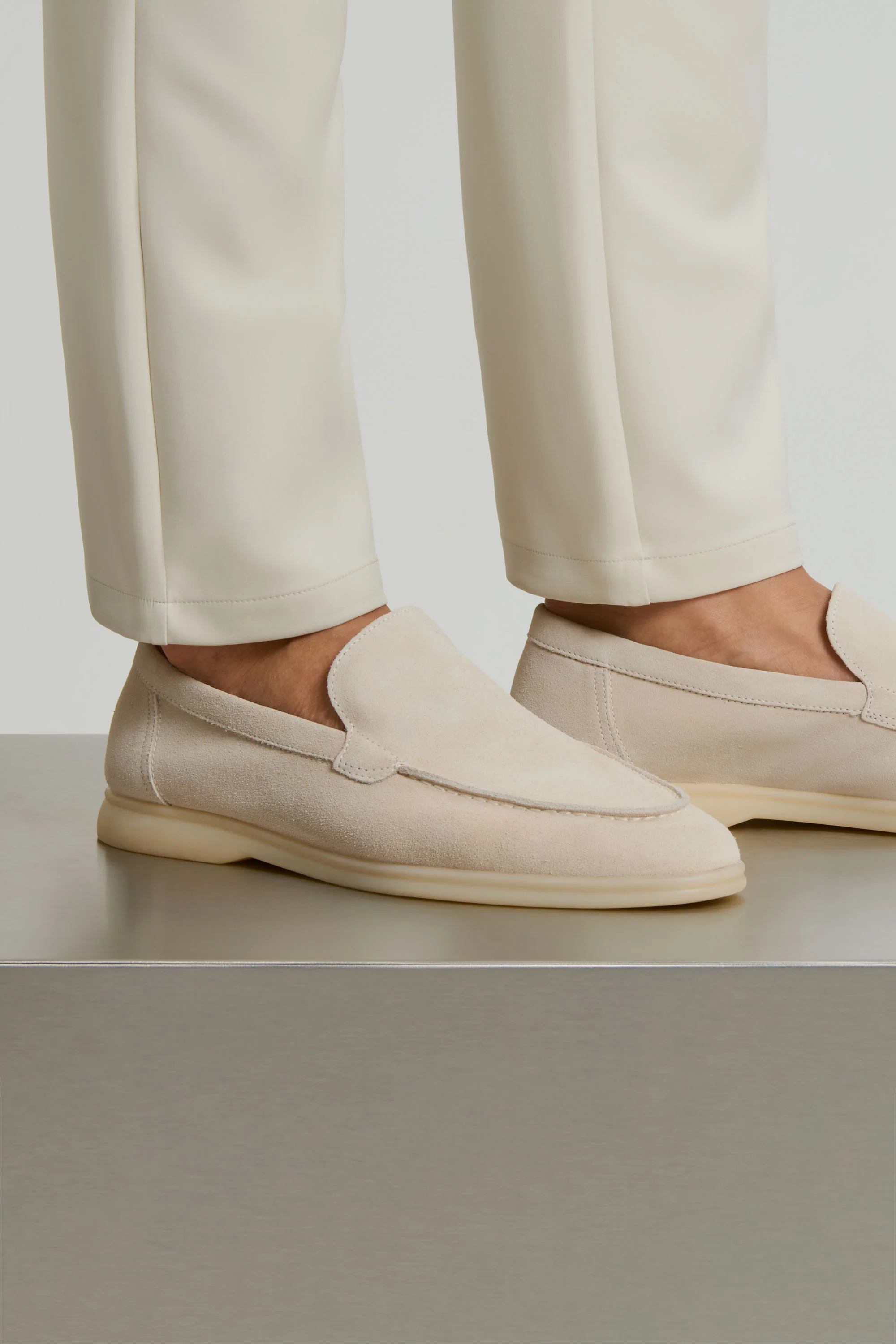 THE CLASSIC SUEDE LOAFER - Image 3