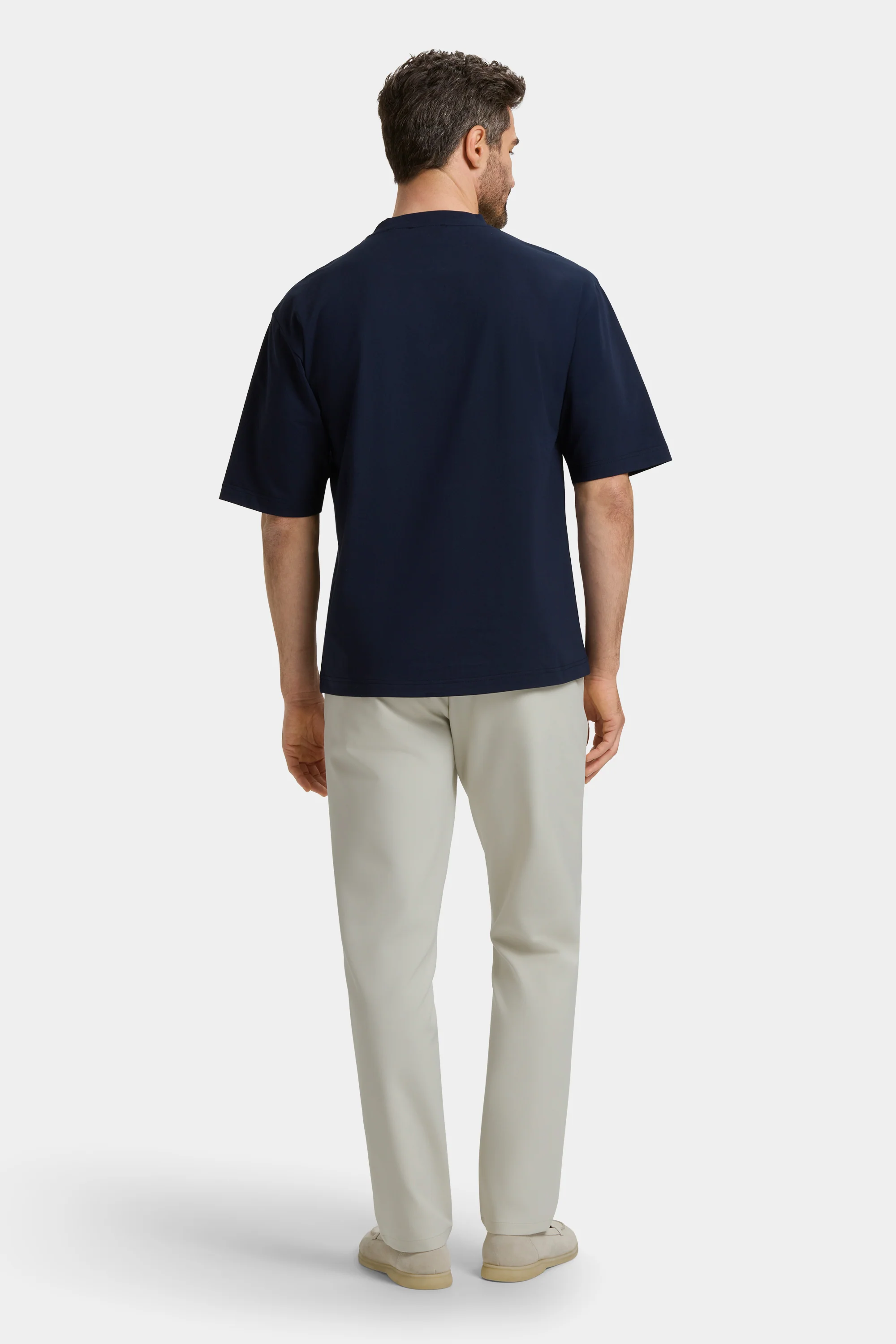 THE ESSENTIAL RELAXED T-SHIRT - Image 18
